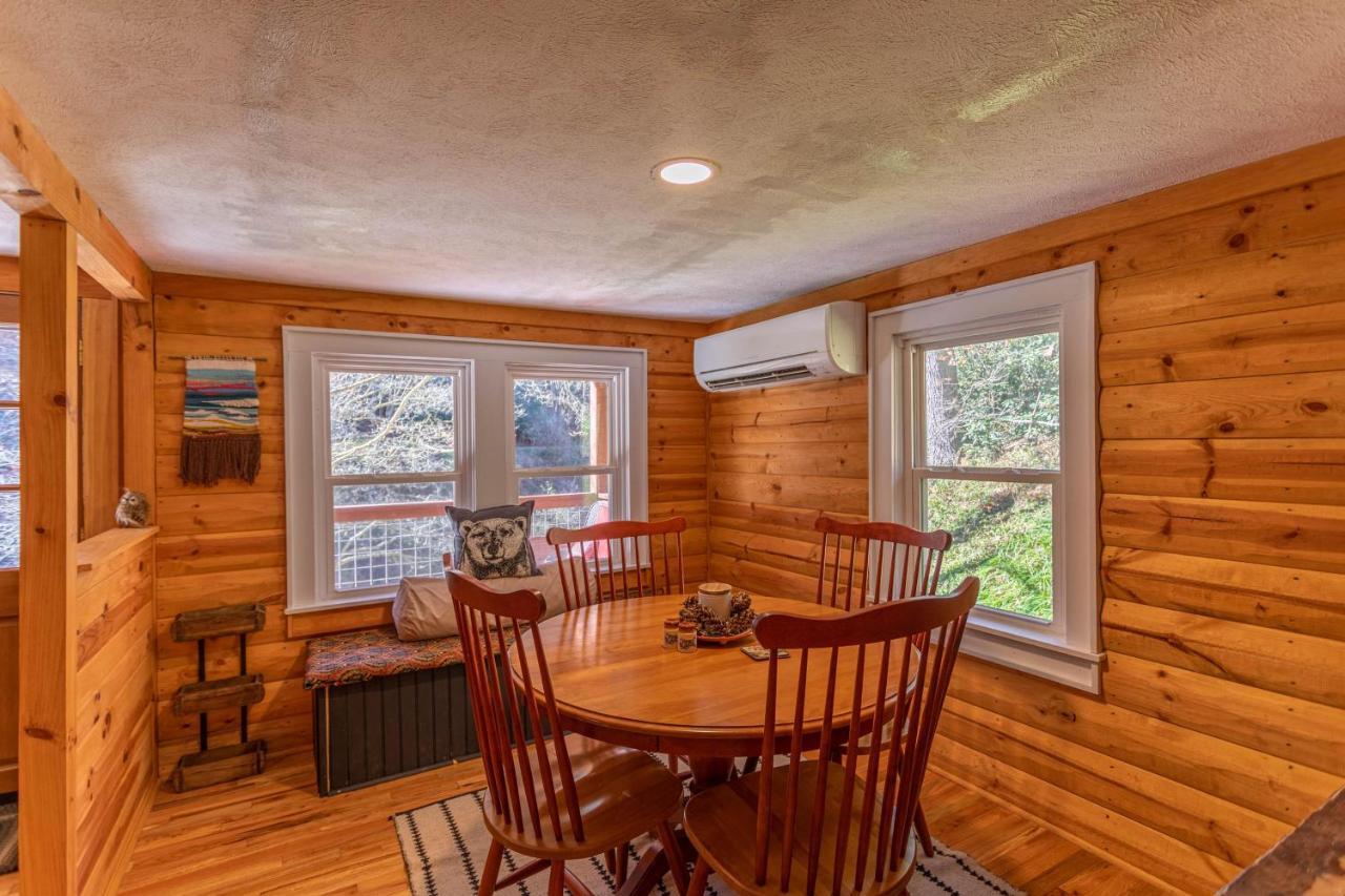 Hidden Cabin On Old Field Creek Fleetwood Exterior foto
